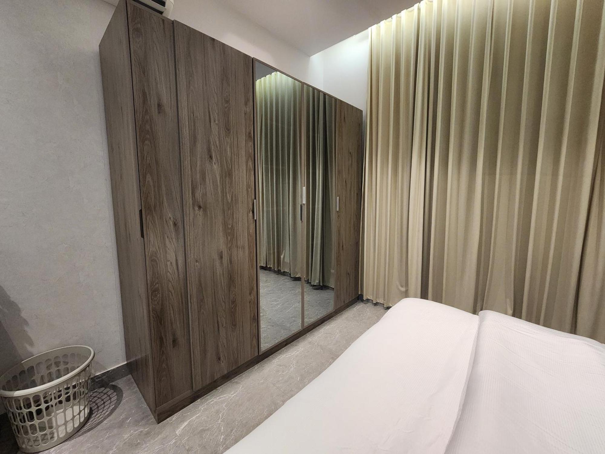 Elegant 2br In Al Yarmook - Near Dammam Road *